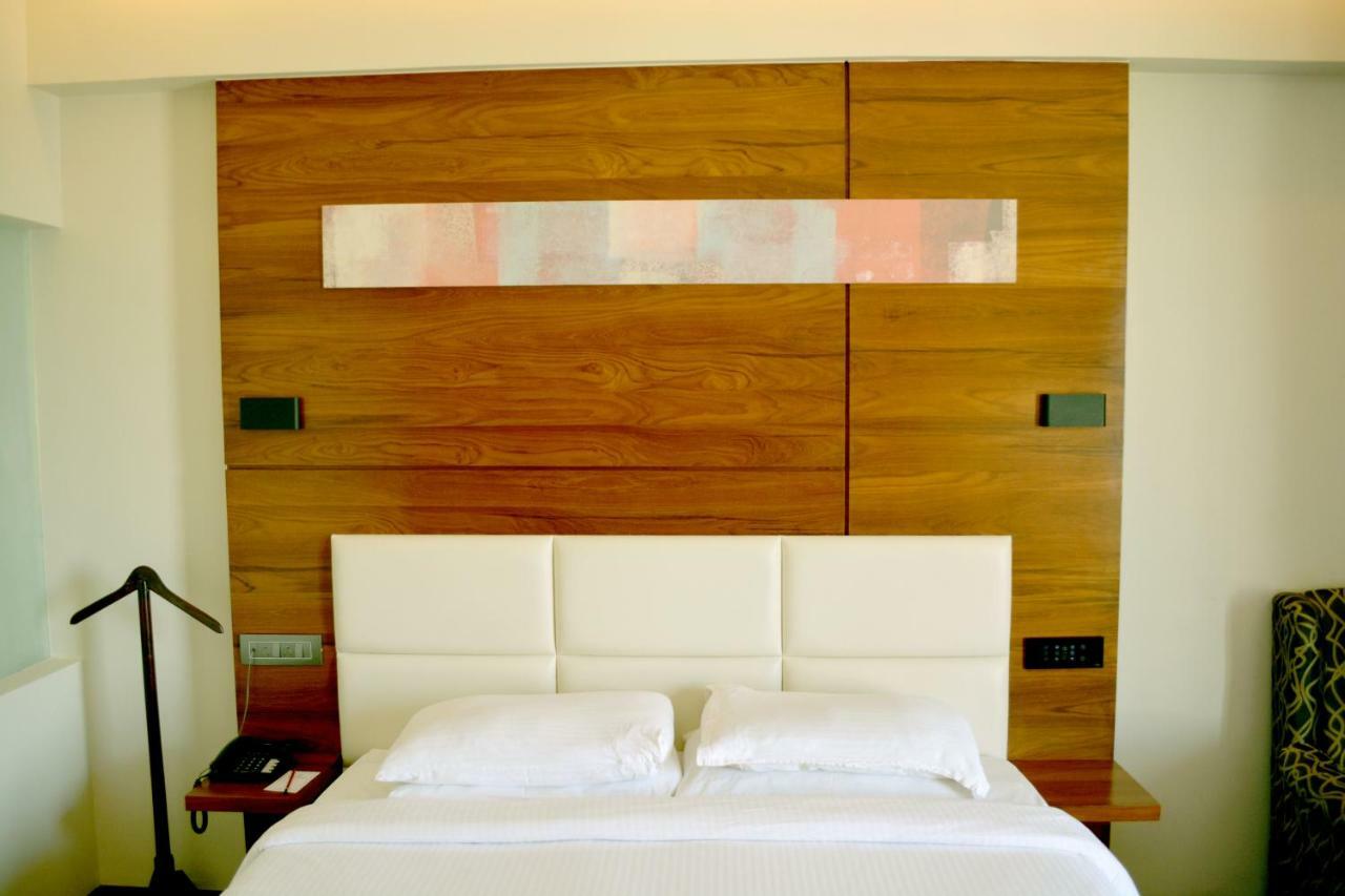Rk Residency Hotel Тирупур Екстериор снимка